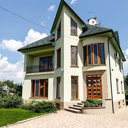 Sweet Home Hostel / Guest House Chernivtsi Εξωτερικό φωτογραφία