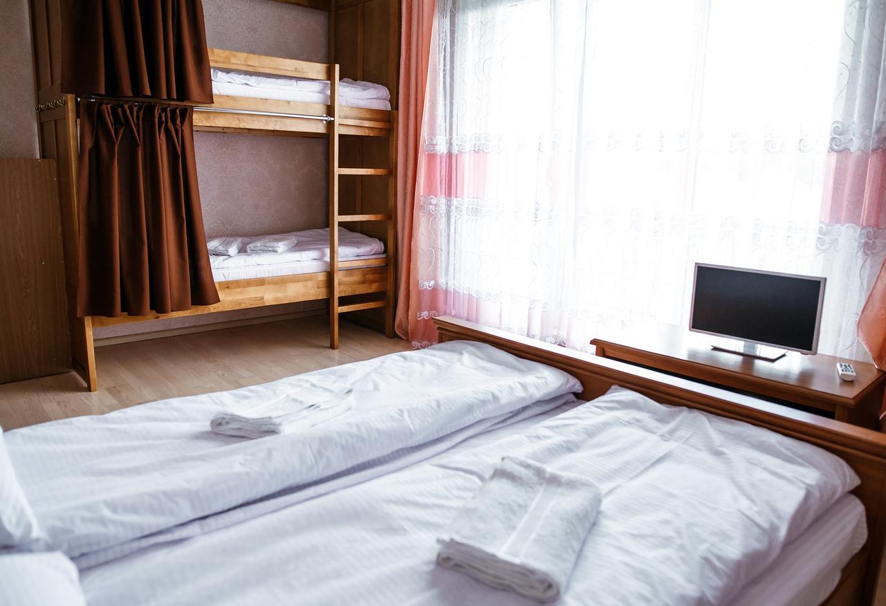 Sweet Home Hostel / Guest House Chernivtsi Εξωτερικό φωτογραφία