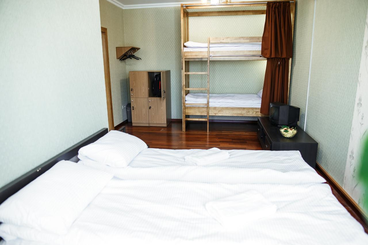 Sweet Home Hostel / Guest House Chernivtsi Εξωτερικό φωτογραφία