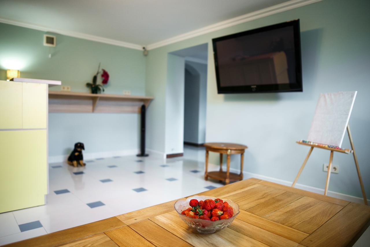 Sweet Home Hostel / Guest House Chernivtsi Εξωτερικό φωτογραφία