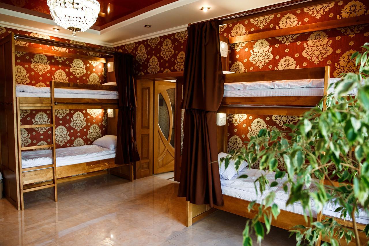 Sweet Home Hostel / Guest House Chernivtsi Εξωτερικό φωτογραφία