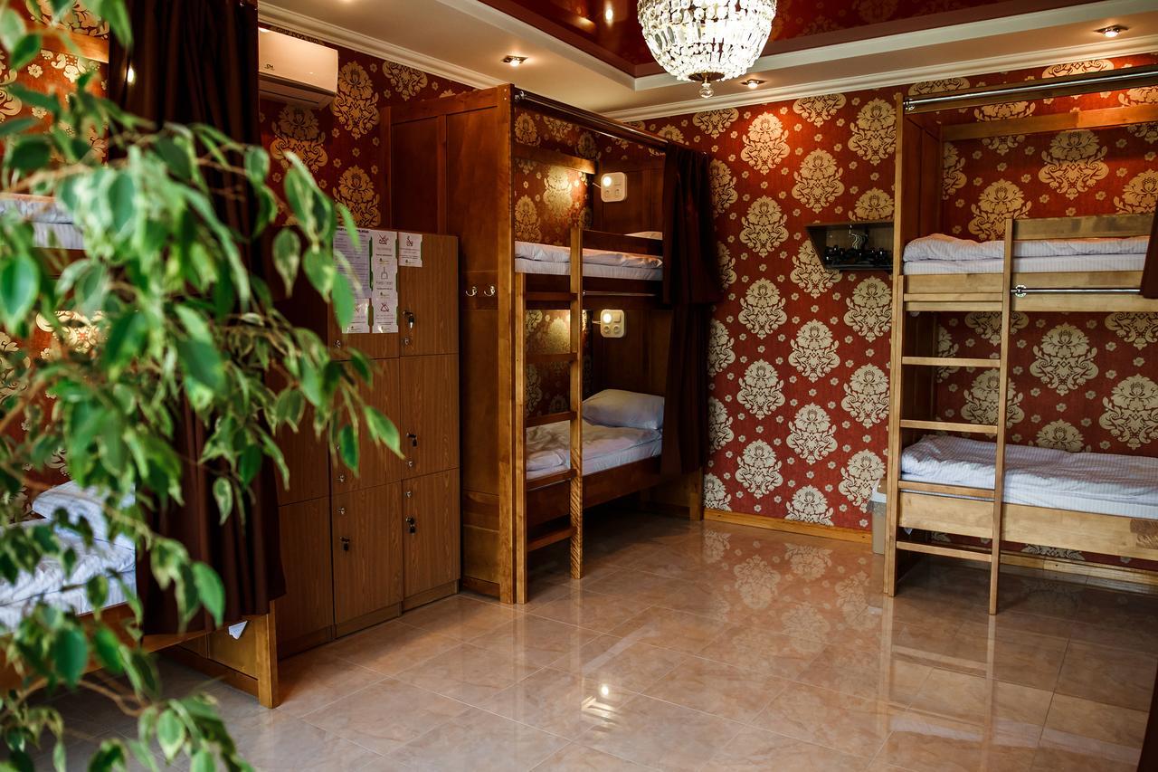 Sweet Home Hostel / Guest House Chernivtsi Εξωτερικό φωτογραφία