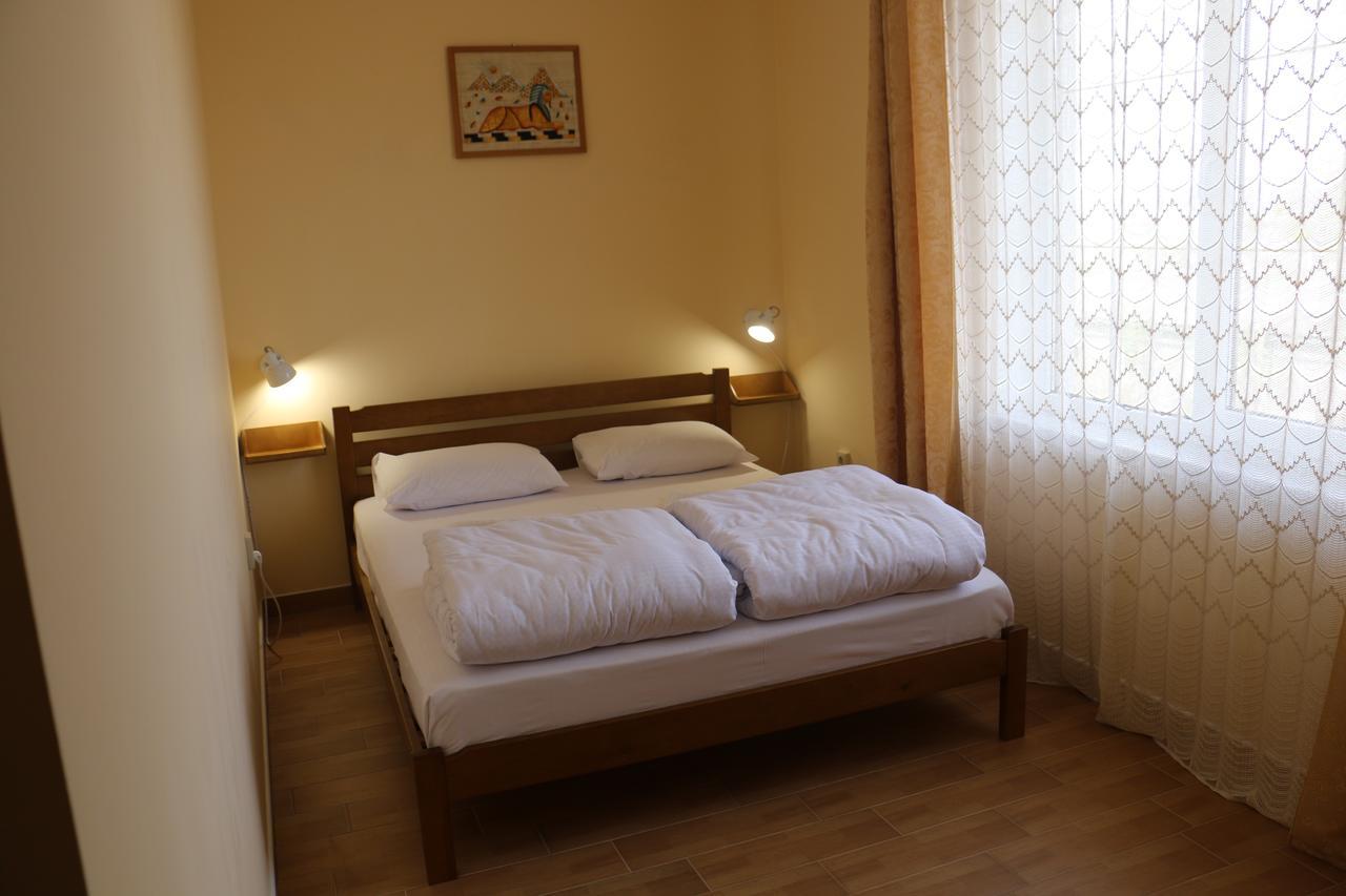 Sweet Home Hostel / Guest House Chernivtsi Εξωτερικό φωτογραφία
