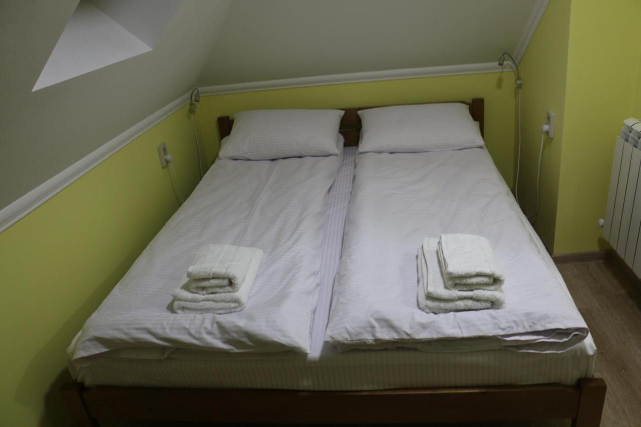 Sweet Home Hostel / Guest House Chernivtsi Εξωτερικό φωτογραφία